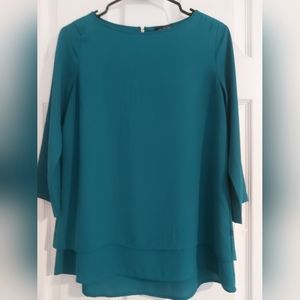 The limited 3/4 sleeve tea blouse